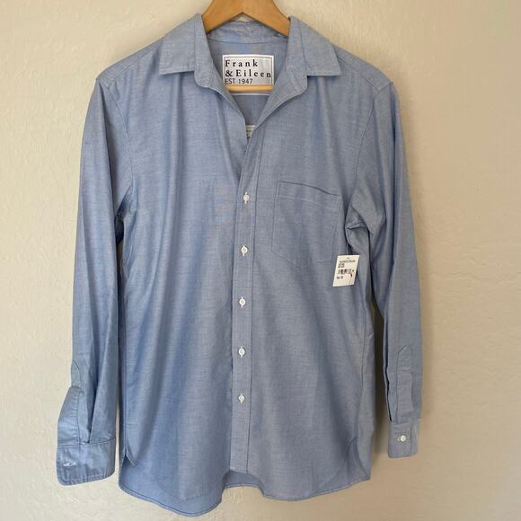 Frank & Eileen Joedy Boyfriend Fit Button Up Shirt Womens Size Small Blue Career - Picture 2 of 5